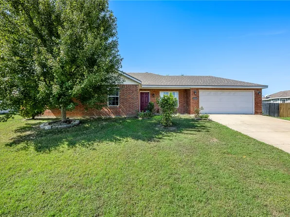 1383 McClelland Rd, Elkins, AR 72727
