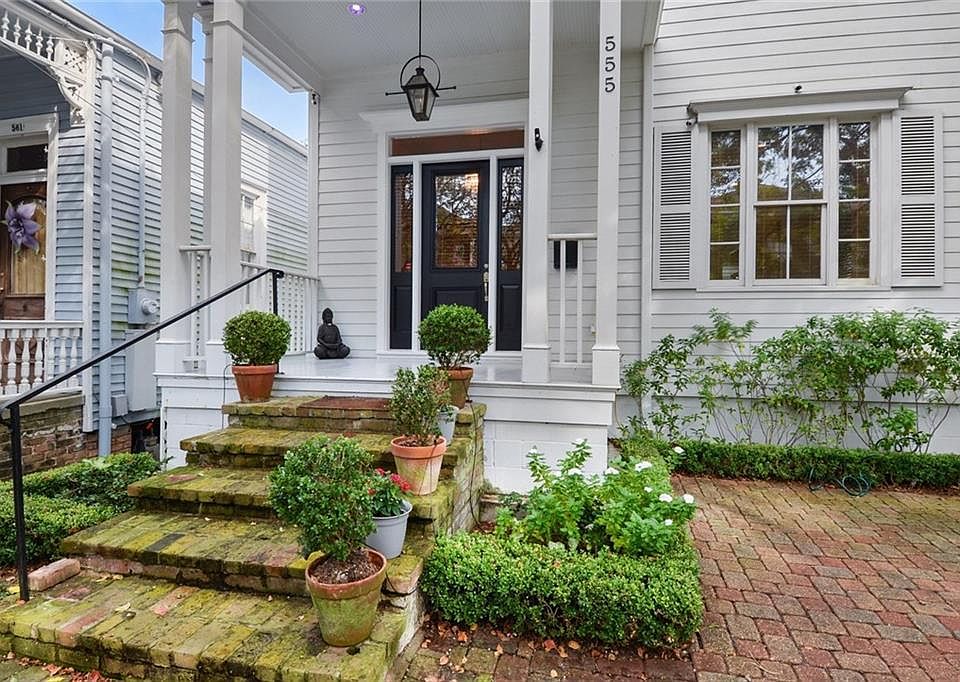 1st image of 555 Joseph St