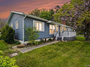 4987 E M 36, Pinckney, MI 48169