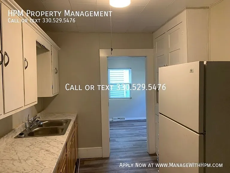 1329 Auld St — Photo 5