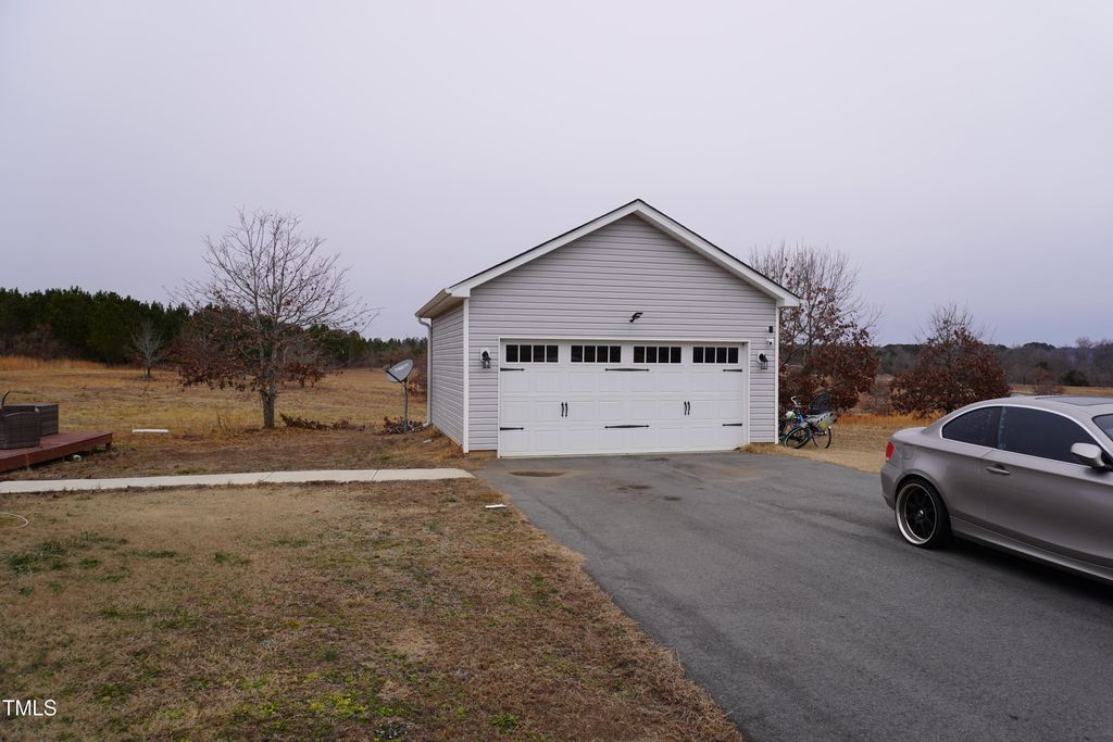 1850 Gillburg Rd, Henderson, NC - View 4