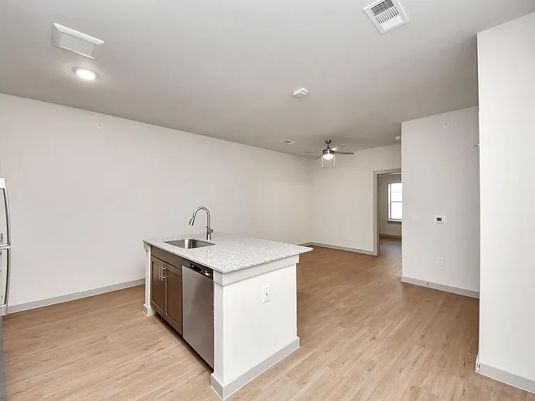 4639 Techniplex Dr #1103 — Photo 6