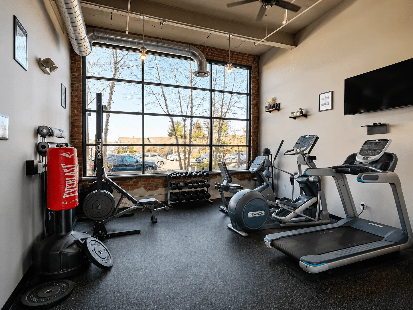 Lofts at Narrow — Photo 3