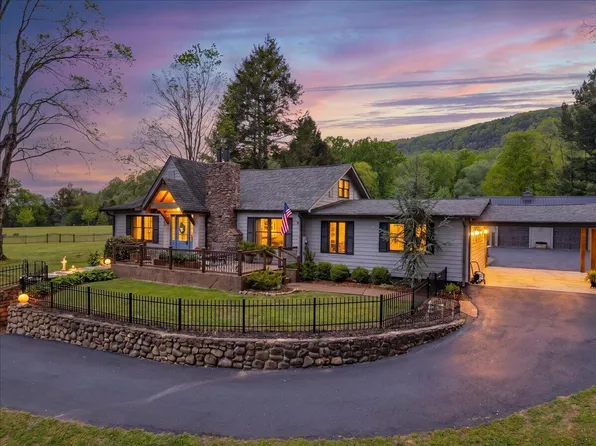 7463 Valley View Hwy, Whitwell, TN 37397