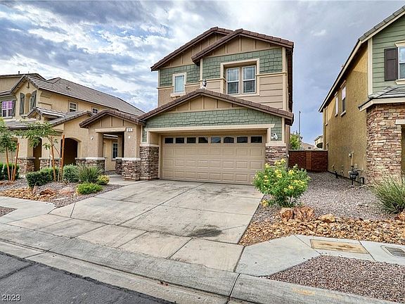 4th image of 21 Pine Blossom Ave