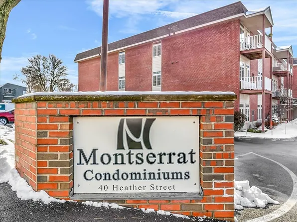 40 Heather St Unit 310, Beverly, MA 01915