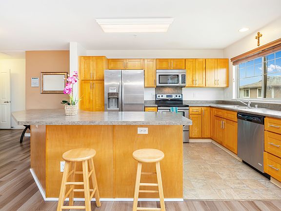 5th image of 91-1249 Kamaaha Ave #803-1