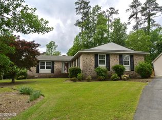 2129 Neuse Cliffs Cir, New Bern, NC 28560
