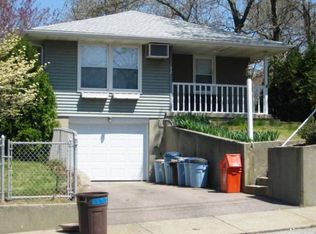 32 Godfrey St, Groton, CT 06340