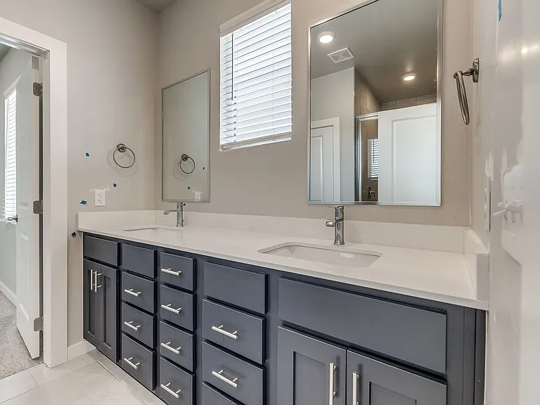 2523 NW 132nd Pl — Photo 23