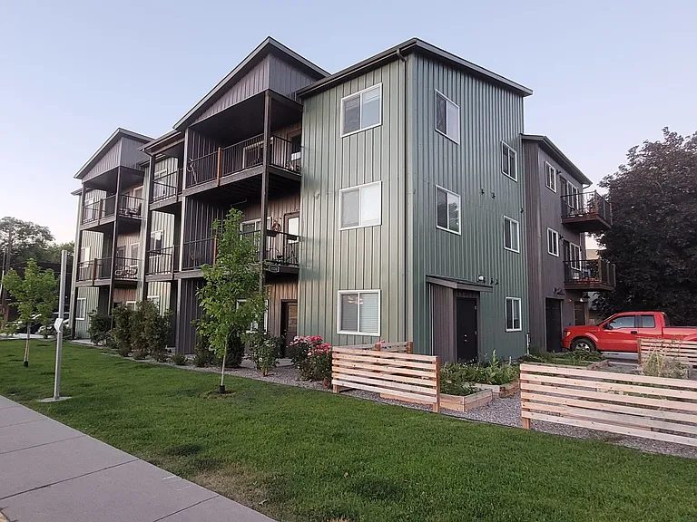 1520 Scott St — Photo 2