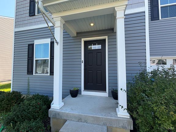 2nd image of 160 Wooded Ridge Dr