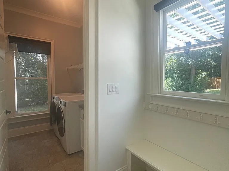 245 Harben Pl — Photo 10
