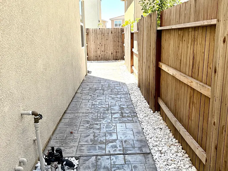 3467 Gallatin Dr — Photo 22