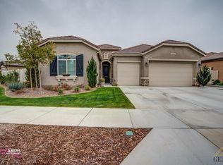 10019 Stockholm Pl, Bakersfield, CA