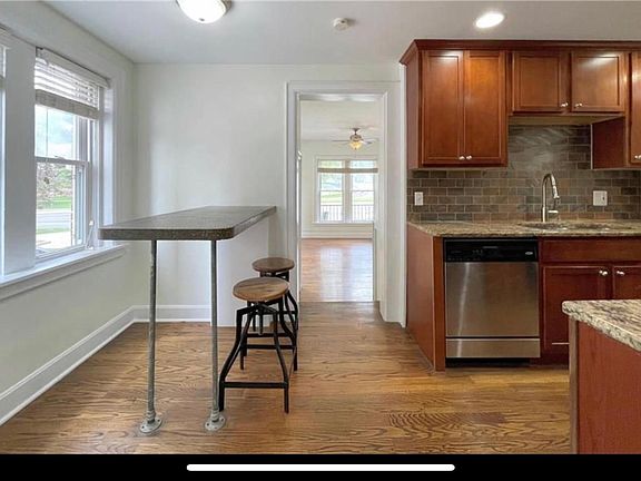 3rd image of 323 Emanuel Cleaver Ii Blvd #1FF