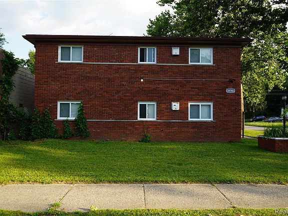 4th image of 18741 Schoolcraft
