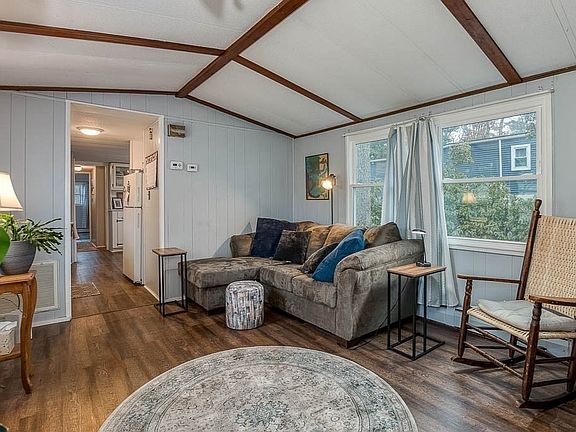 5th image of 5 Timber Ln