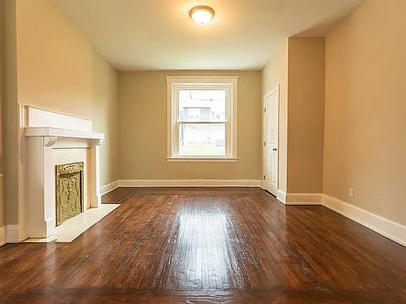 2nd image of 1854 Clarion Ave #1