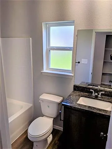 620 Railroad Ave #104 — Photo 14