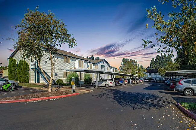 Veri on Sunnyview — Photo 2