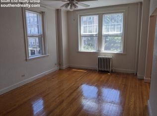 125 Peterborough St APT 28, Boston, MA 02215