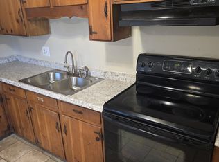 2102 W Brinkley Dr, Spring Lake, NC 28390