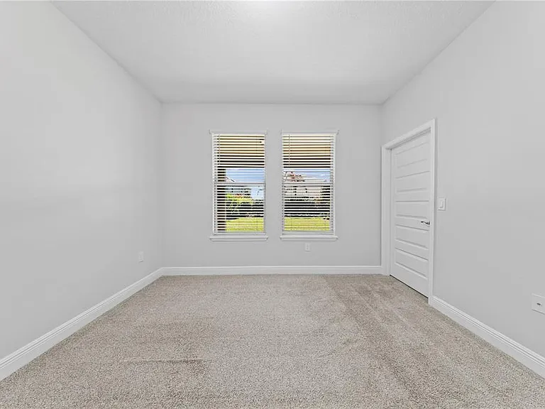 15537 Mango Isle St — Photo 48