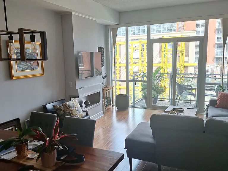 116 George St #405 — Photo 15