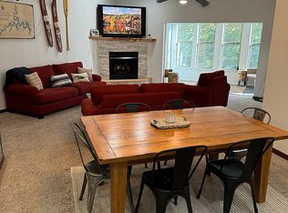 235 Lower Emerald Bay Cir APT 6, Hollister, MO 65672