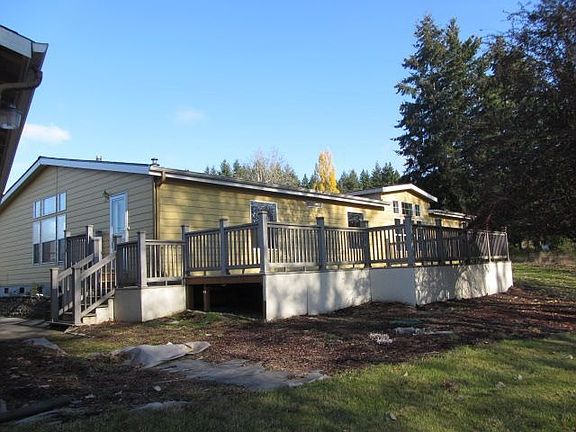 5th image of 625 73rd Ave SE