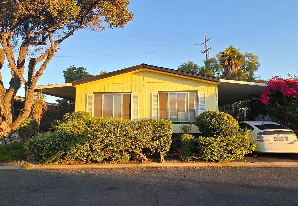1st image of 1384 Sunbeam Cir #1384