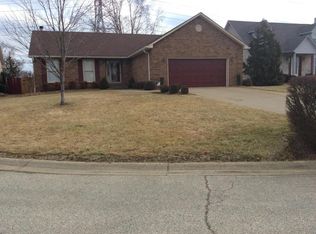 4811 Red Dawn Dr, Louisville, KY 40216