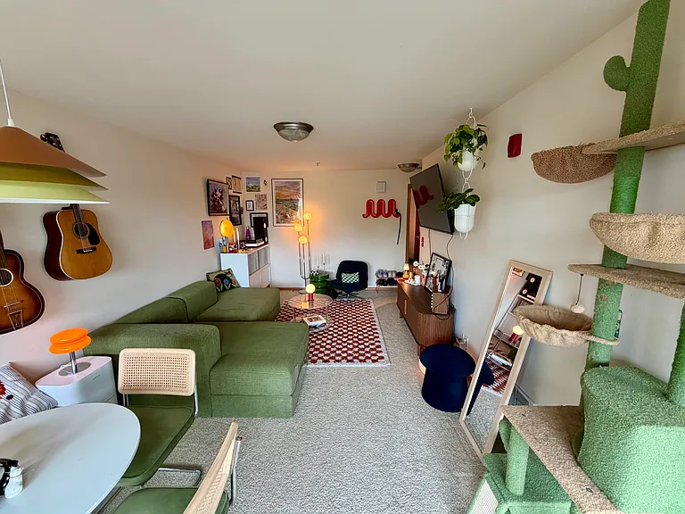 324 Avenue J #11 — Photo 4