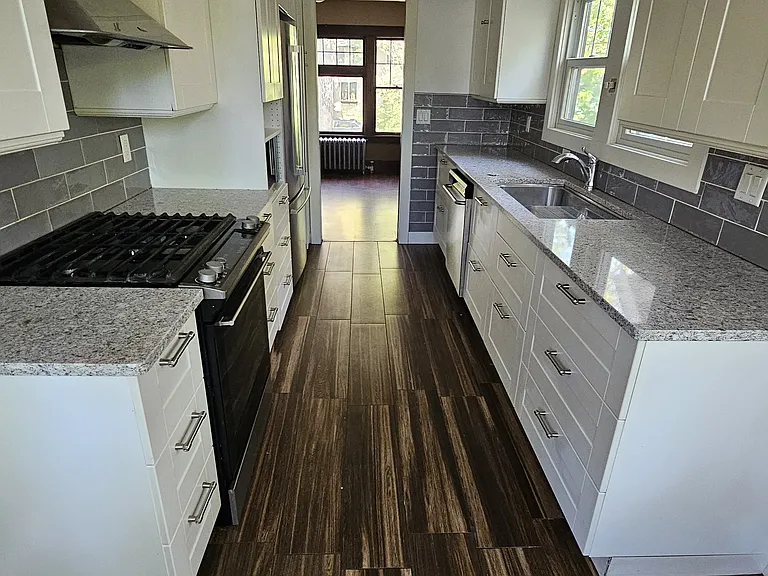 2342 Bourne Ave — Photo 11