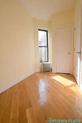 Rented by Uptown Flats LLC | media 9