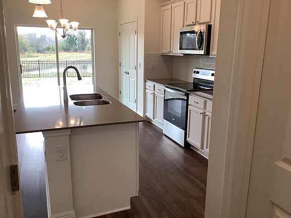4th image of 20356 Calla Lily Dr