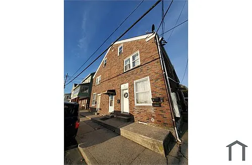 86 Garibaldi Ave #6 Photo 1