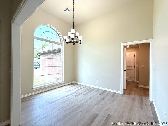 4th image of 1502 NE 2nd St