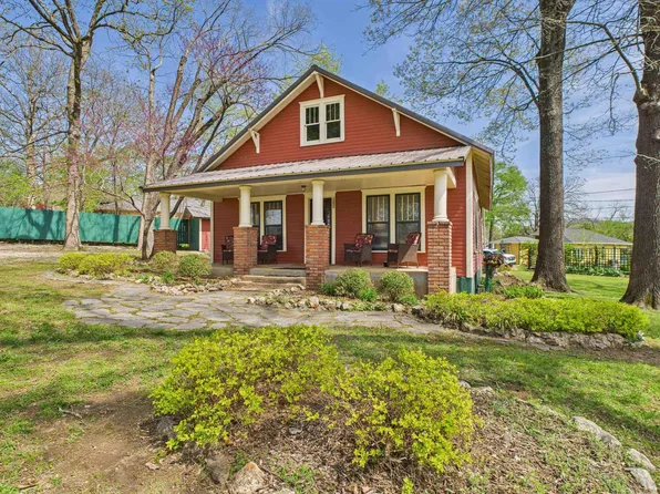 202 Powell Ave, Cotter, AR 72626