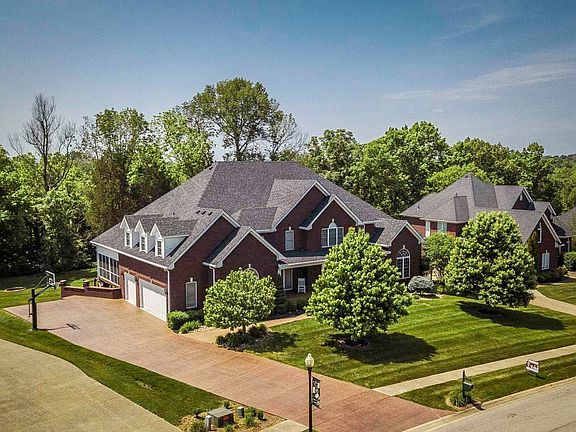 2nd image of 545 Oak Creek Dr