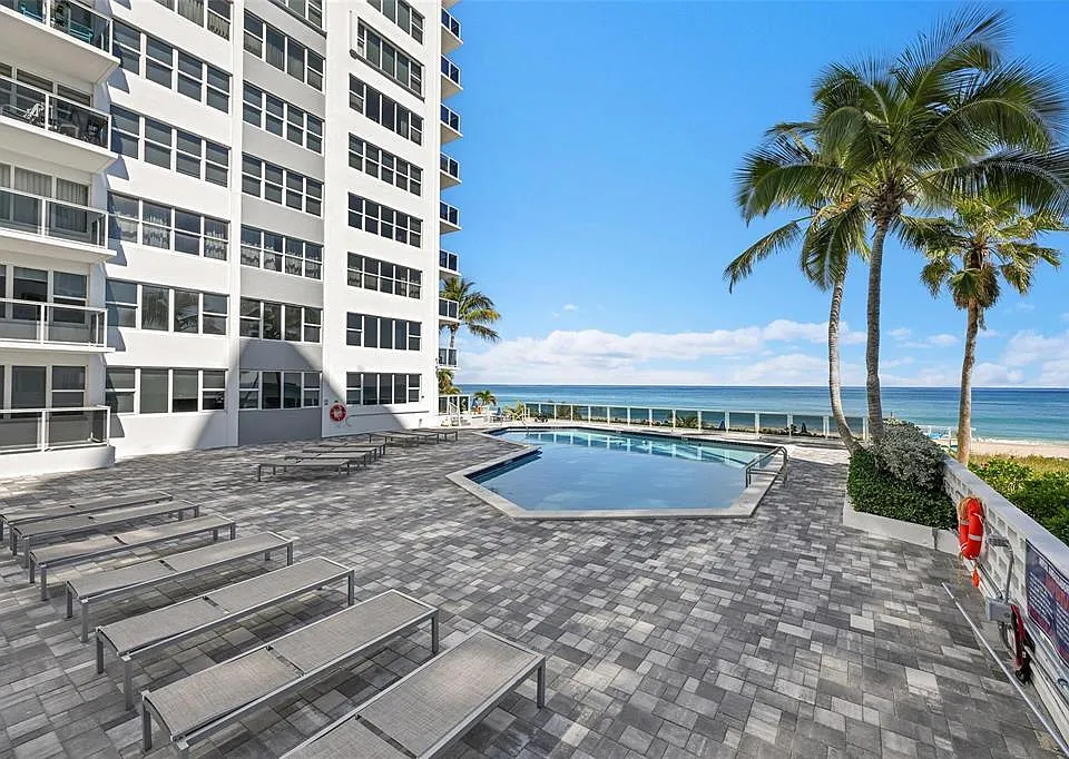 3700 Galt Ocean Dr #612