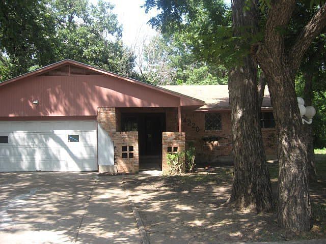 1st image of 4220 Southern Hills Dr
