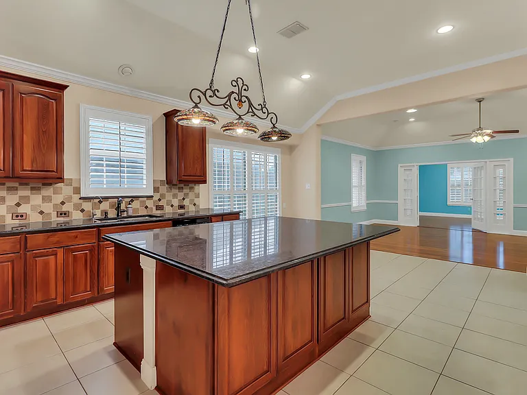 8505 Bayham Dr — Photo 13