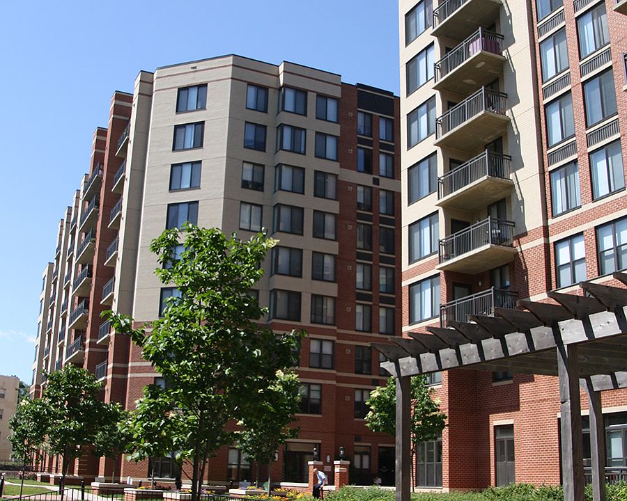 1st image of 2230 Fairfax Dr APT 302