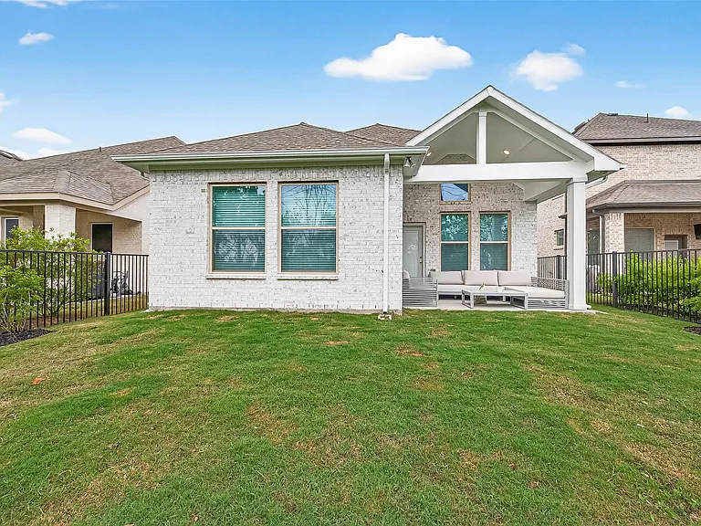 11226 Common Hackberry St — Photo 17