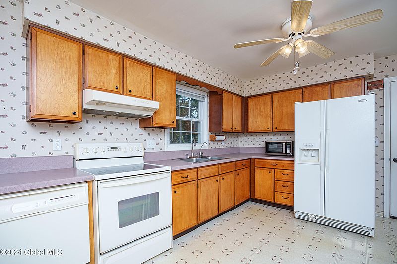 2nd image of 144 Woodin Road