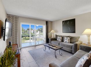 32, Pembroke Pines, FL 33025