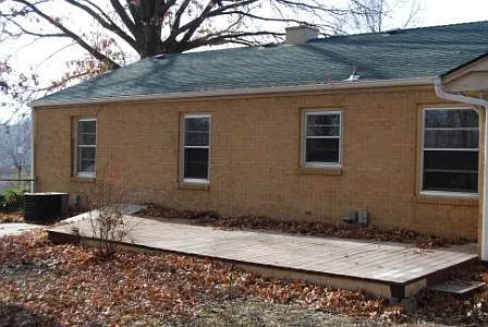 1512 SW Highway Ln — Photo 2