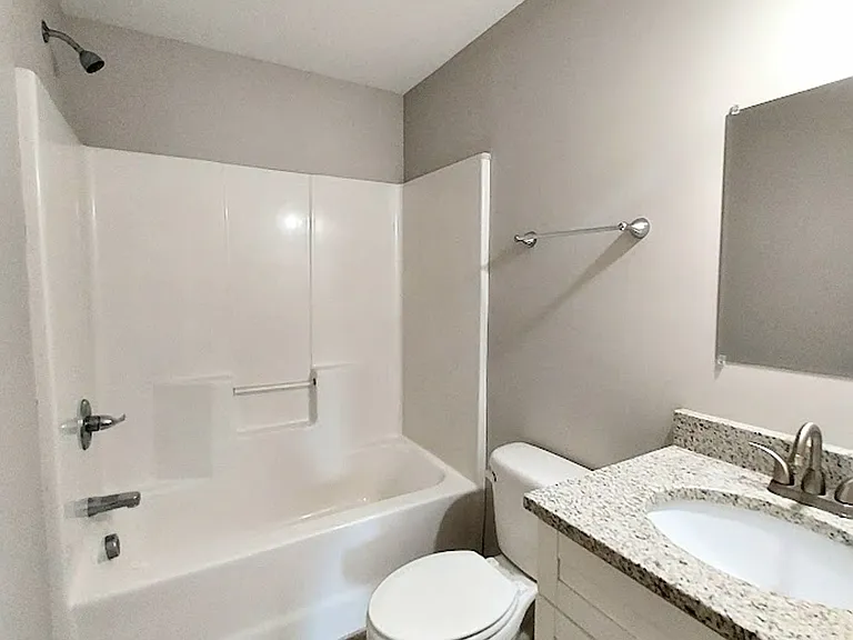 505 W Main St — Photo 12